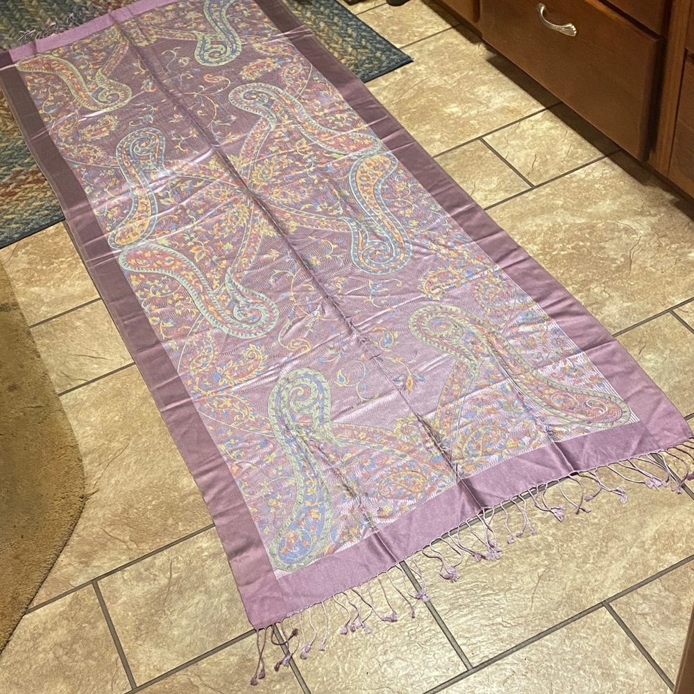 Paisley Patterned Colorful Fringe Pashmina Shawl /Scarf  Silk Elegant Luxury